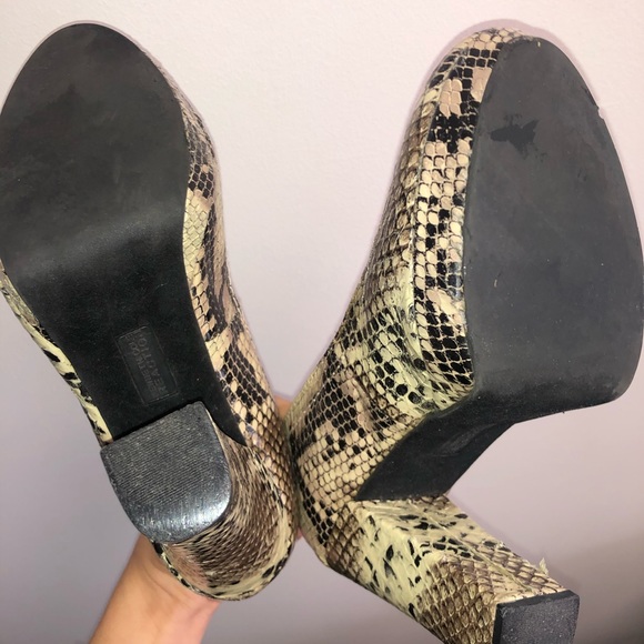 Kenneth Cole Reaction block heels size 8 - Picture 6 of 8